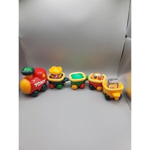 Vintage Tomy Train Set 1992 Toddler Infant Toy Train 5 Piece